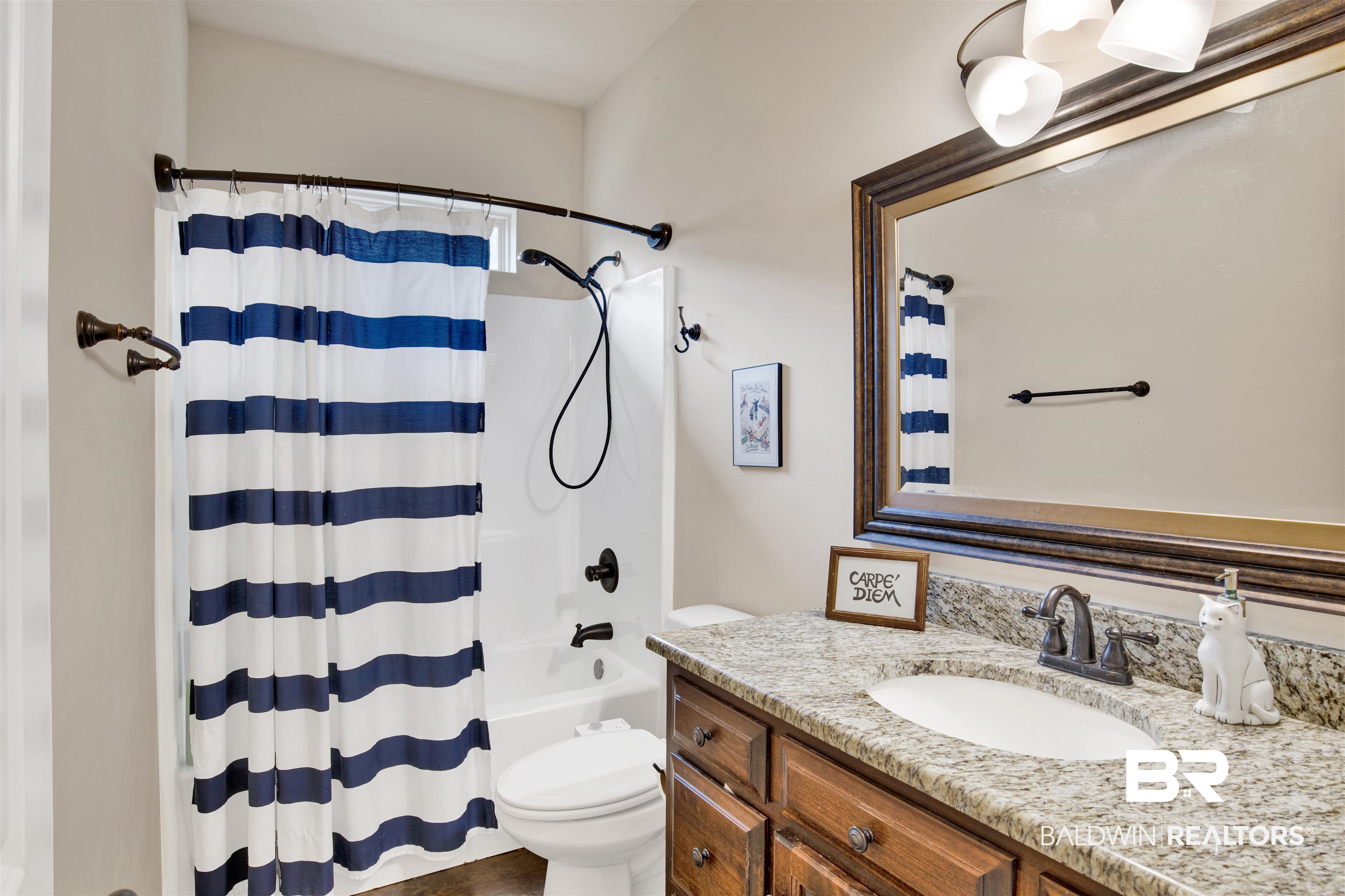 9536 Sanibel Loop Daphne, AL 36526 - Photo 20 of 24 Hall Bath