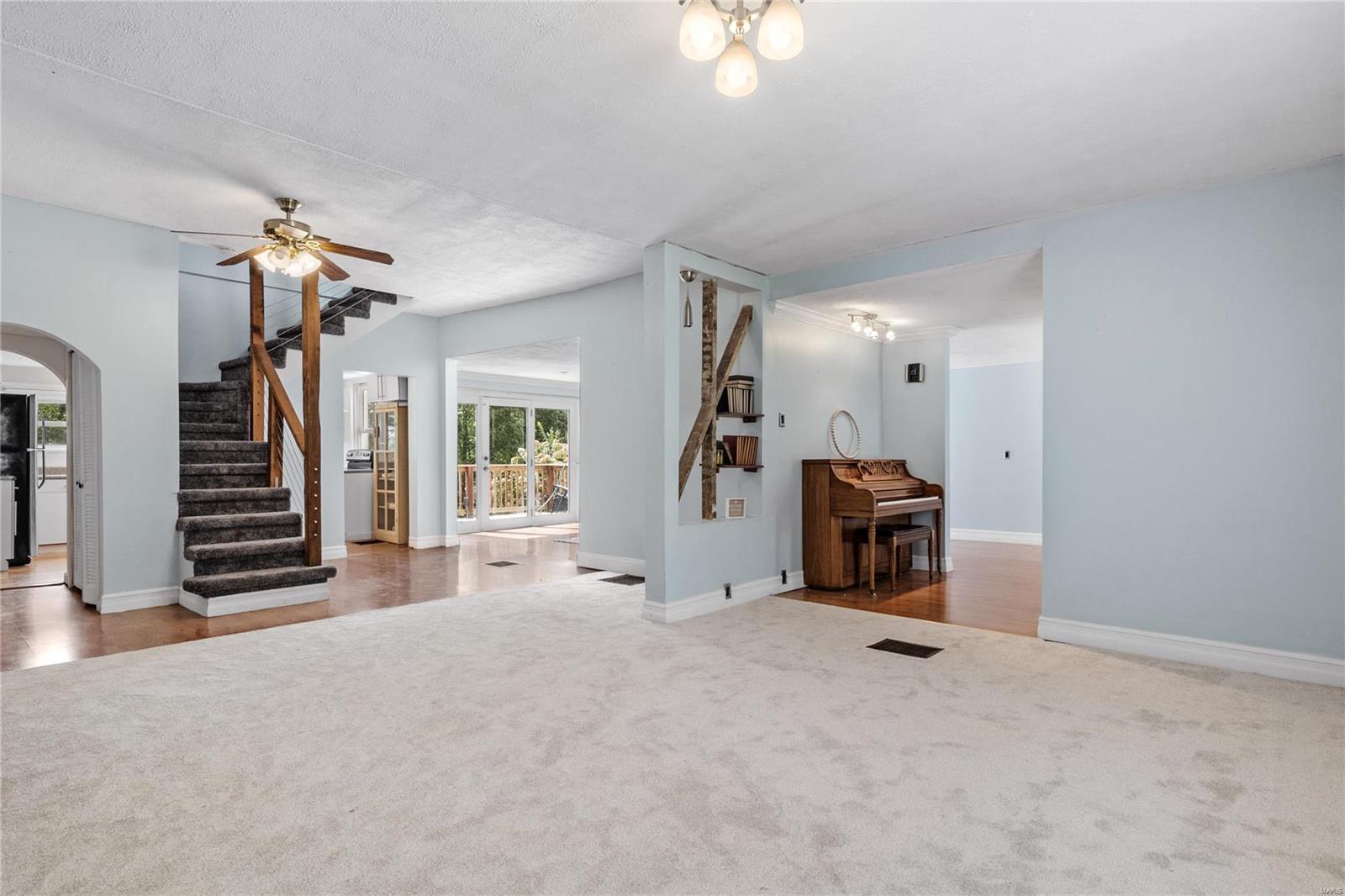 6914 Town Hall Road Belleville, IL 62223 - Photo 11 of 52 Gallery Image 11