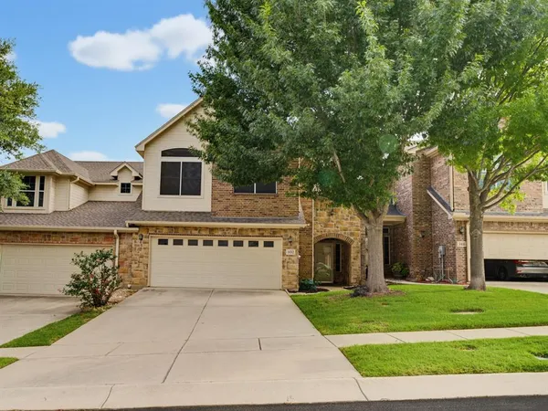 $329,170 | 332 Emma Call Court, Sunset, TX 76270
