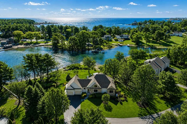 $1,850,000 | 27 Riverview Drive, York, ME 03909