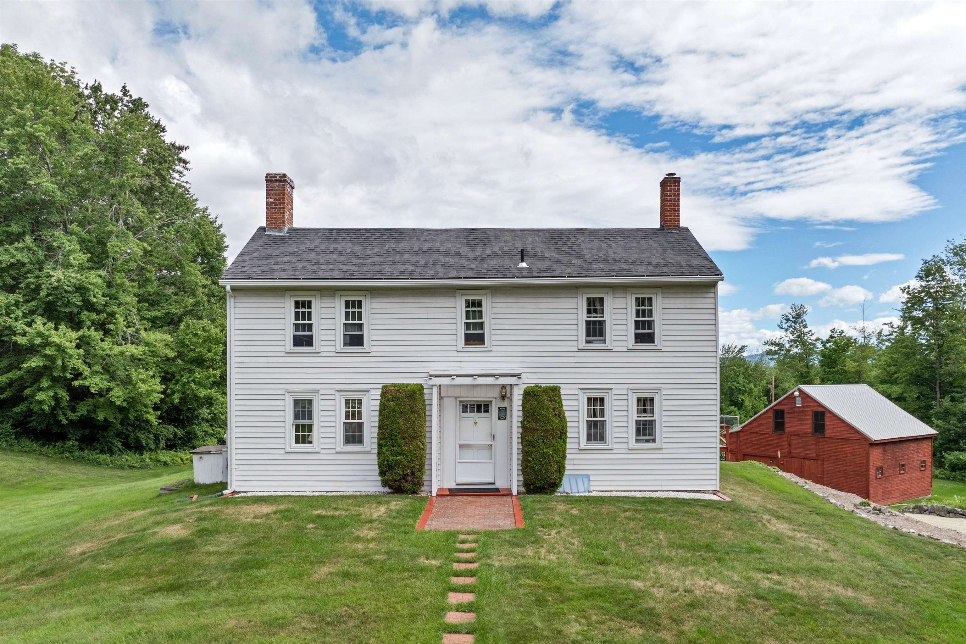 70 Snell Road Meredith, NH 03253 - Photo 2 of 37