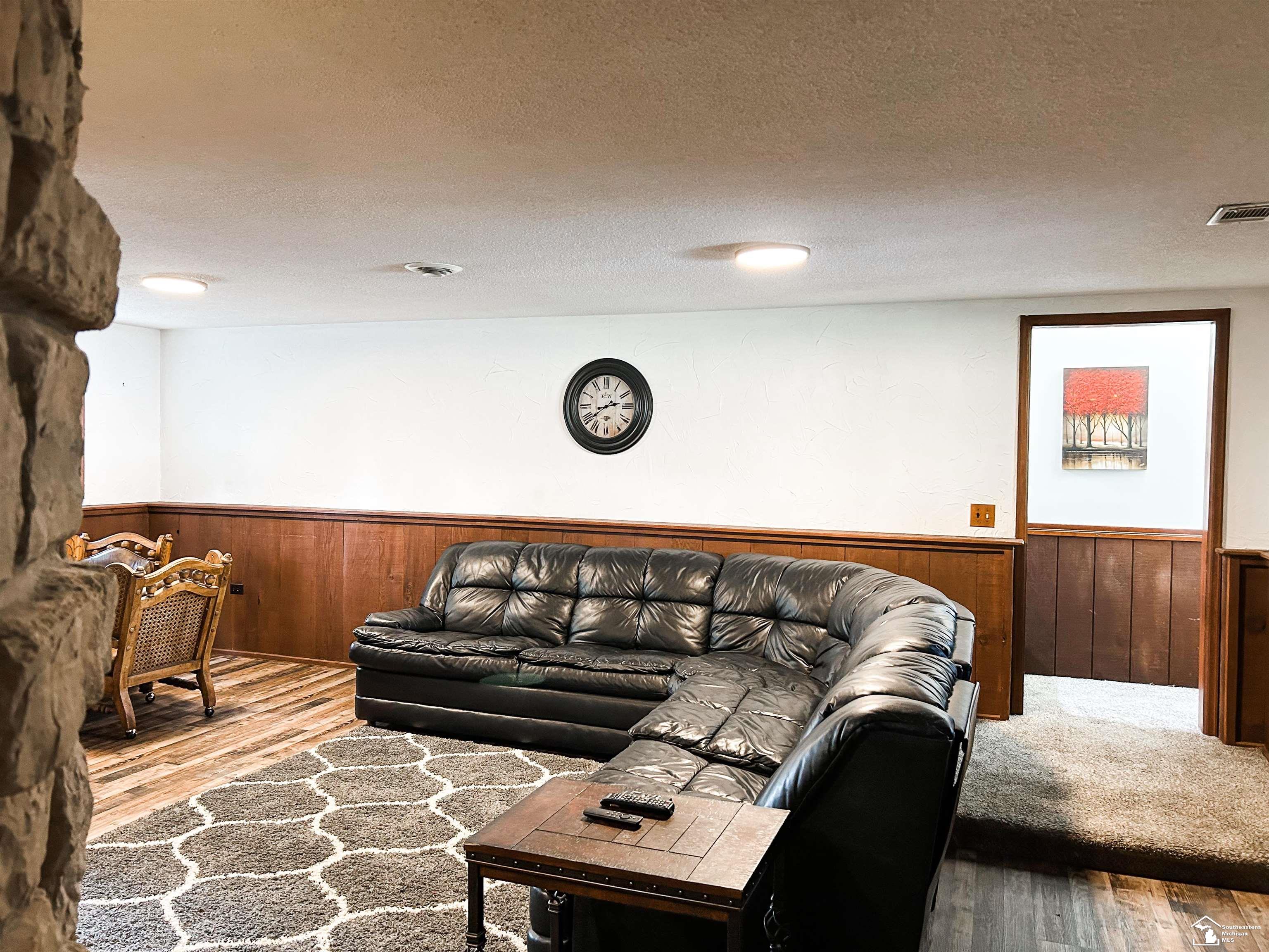 7624 Adler Road Lambertville, MI 48144 - Photo 31 of 64 50109796-30.JPG