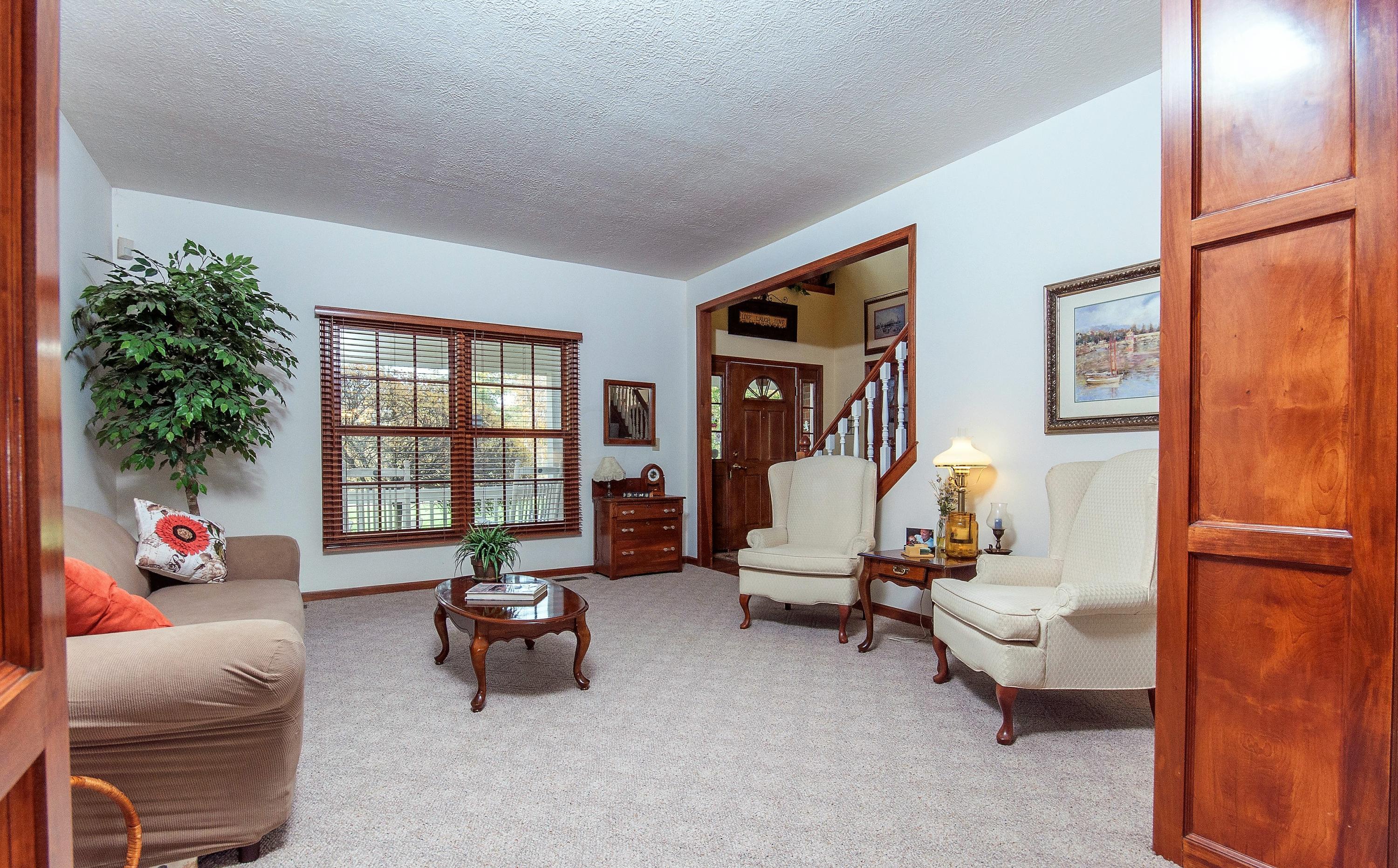 6305 Darling Road Blacklick, OH 43004 - Photo 16 of 58 Formal living room with beautiful woodwork