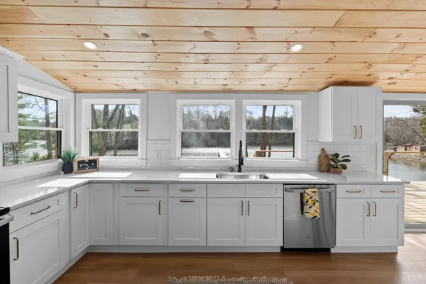 $699,900 | 509 Pleasure Point Drive, Goodview, VA 24095