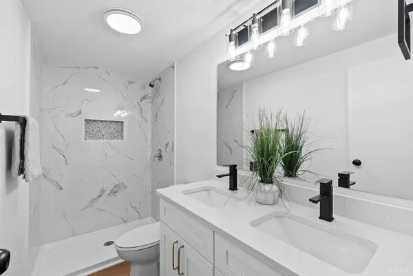 $699,900 | 509 Pleasure Point Drive, Goodview, VA 24095