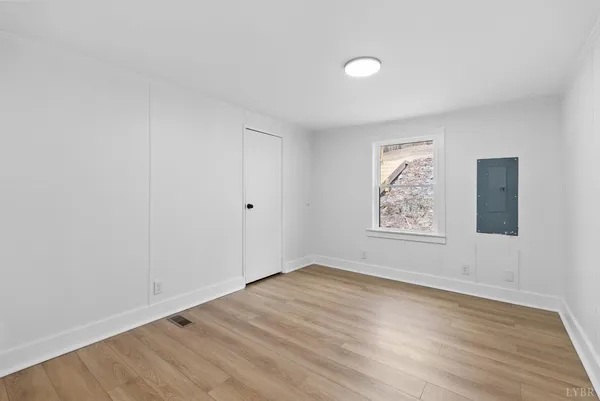 $699,900 | 509 Pleasure Point Drive, Goodview, VA 24095