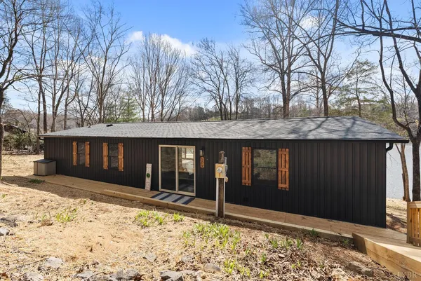 $699,900 | 509 Pleasure Point Drive, Goodview, VA 24095