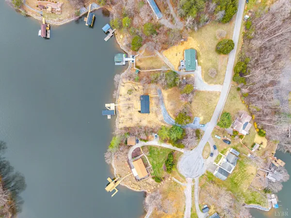 $699,900 | 509 Pleasure Point Drive, Goodview, VA 24095