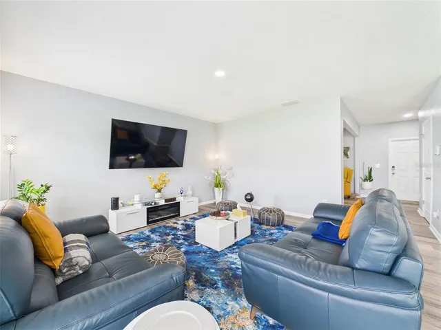 $2,495 | 567 Eagle Landing Boulevard, Winter Haven, FL 33880