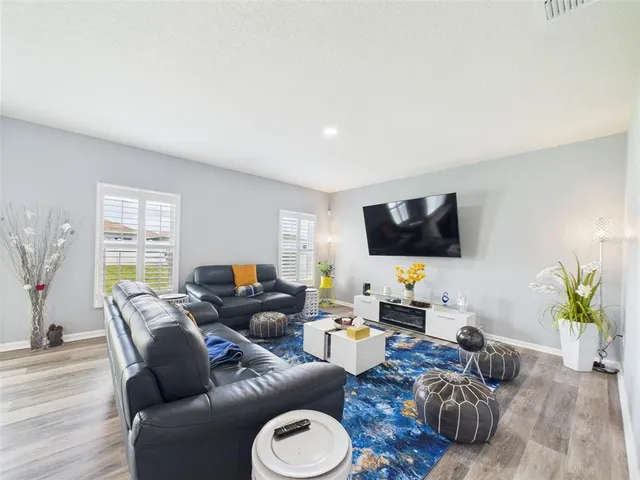 $2,495 | 567 Eagle Landing Boulevard, Winter Haven, FL 33880