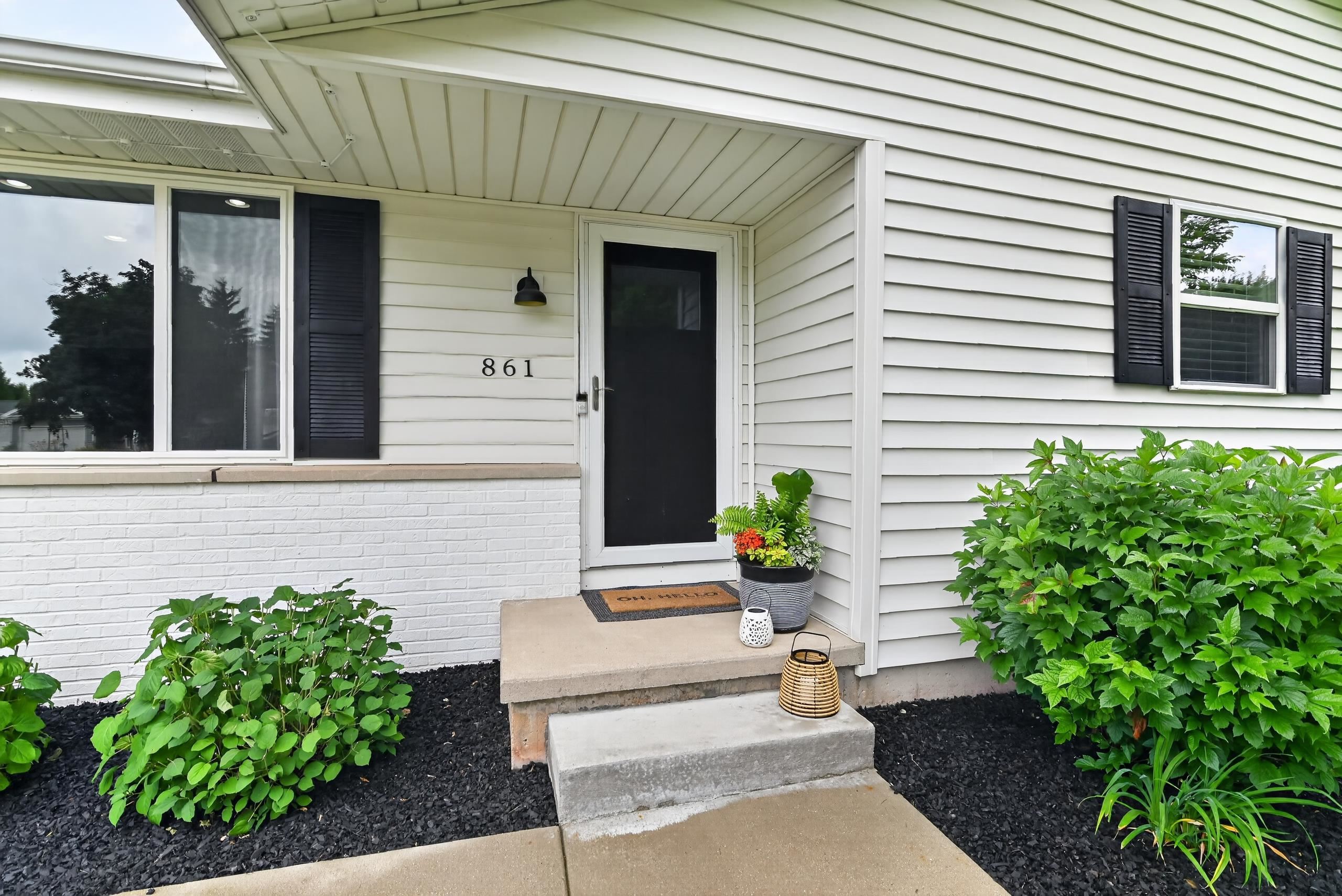 861 Blaser Court Sun Prairie, WI 53590 - Photo 2 of 72
