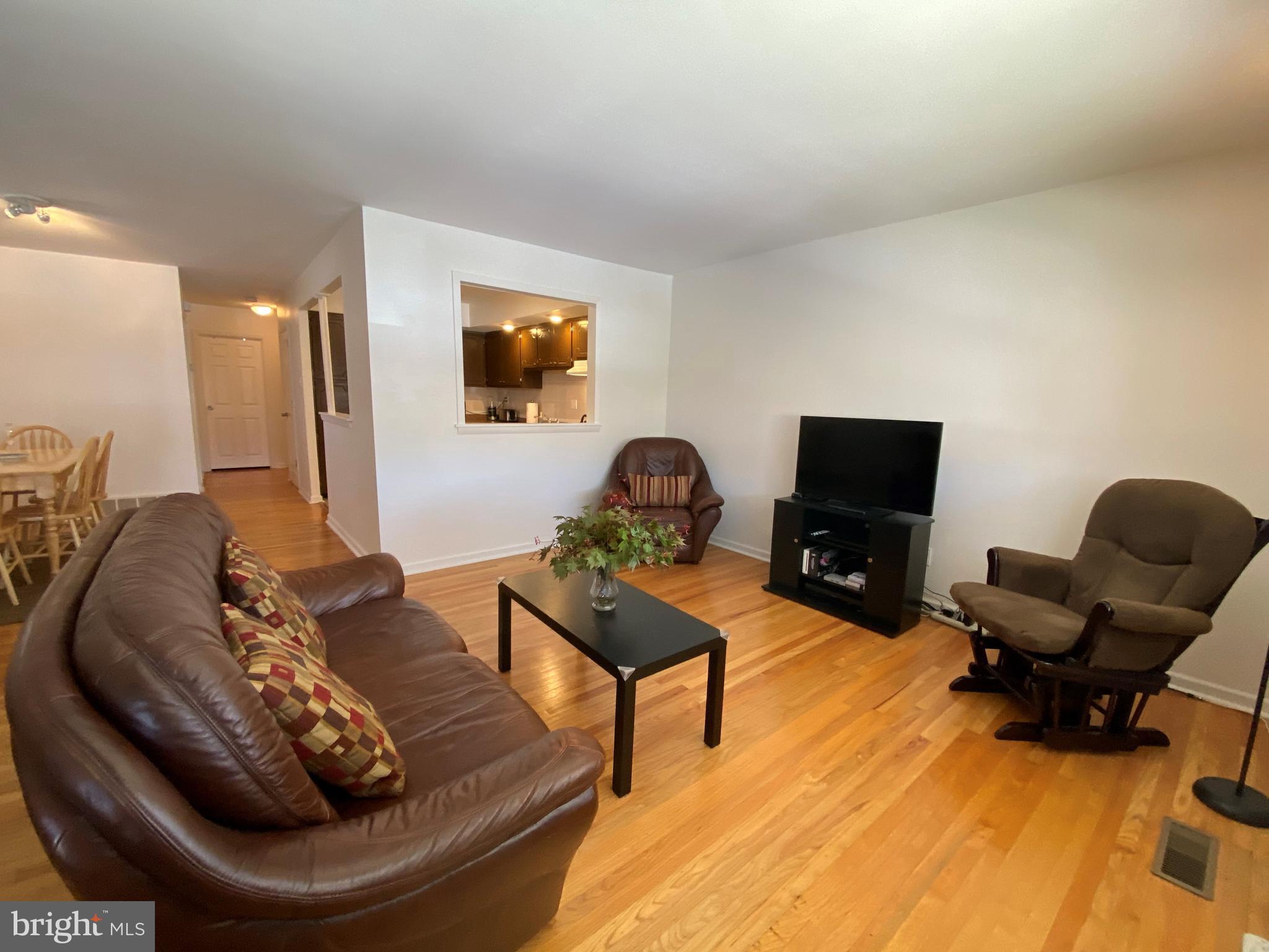 10221 West Keswick Road Philadelphia, PA 19114 - Photo 7 of 33 Open Floor Plan