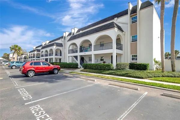 $1,600 | 709 Russell Lane, Unit C221, Brandon, FL 33510