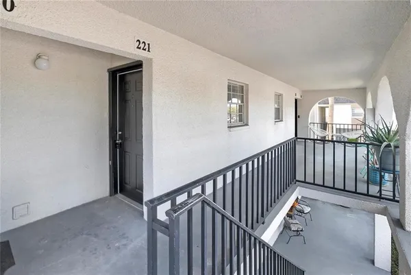 $1,600 | 709 Russell Lane, Unit C221, Brandon, FL 33510