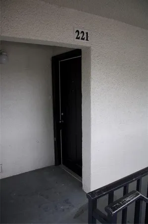 $1,600 | 709 Russell Lane, Unit C221, Brandon, FL 33510