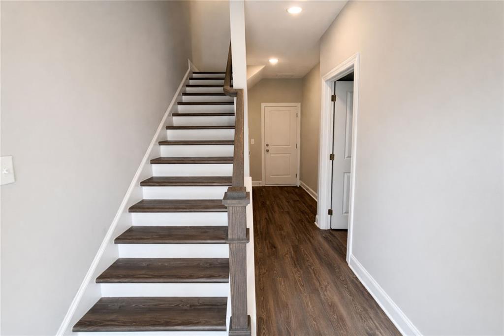 1375 Walking Way Atlanta, GA 30316 - Photo 3 of 39