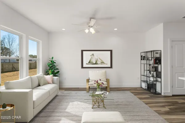 $1,995 | 7031 Patronis Drive, Panama City, FL 32408