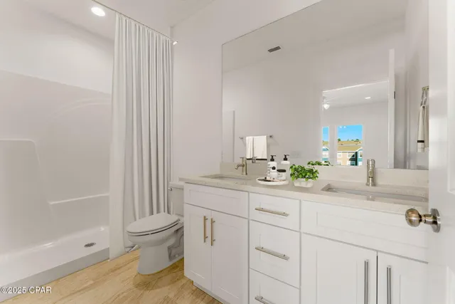 $1,995 | 7031 Patronis Drive, Panama City, FL 32408