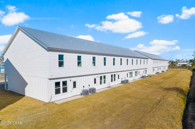 $1,995 | 7031 Patronis Drive, Panama City, FL 32408