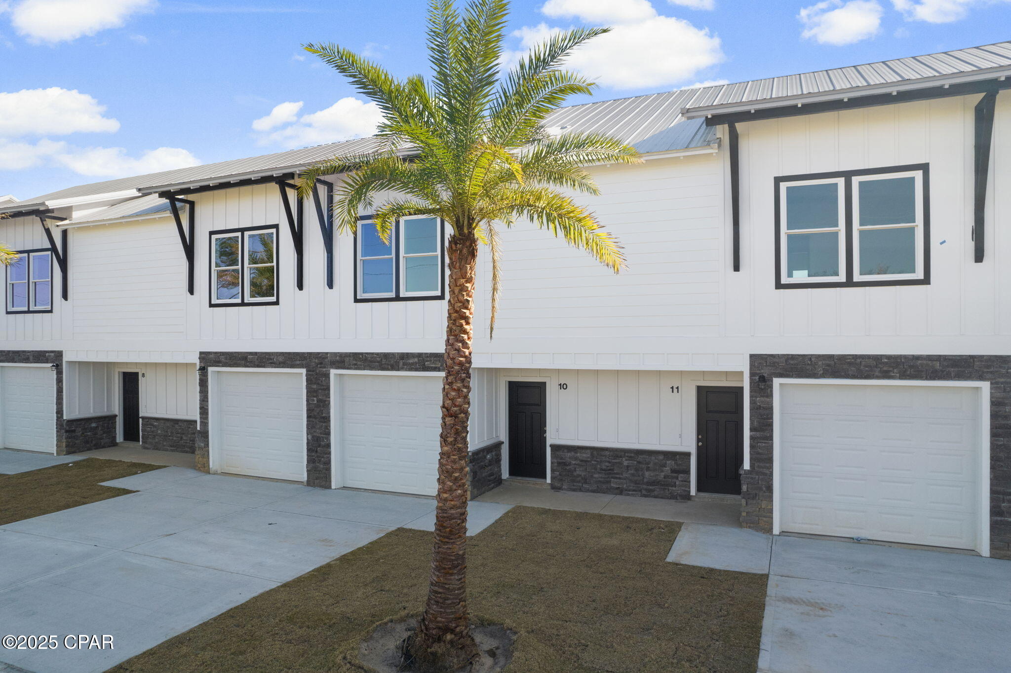 7031 Patronis Drive Panama City, FL 32408 - Photo 3 of 33