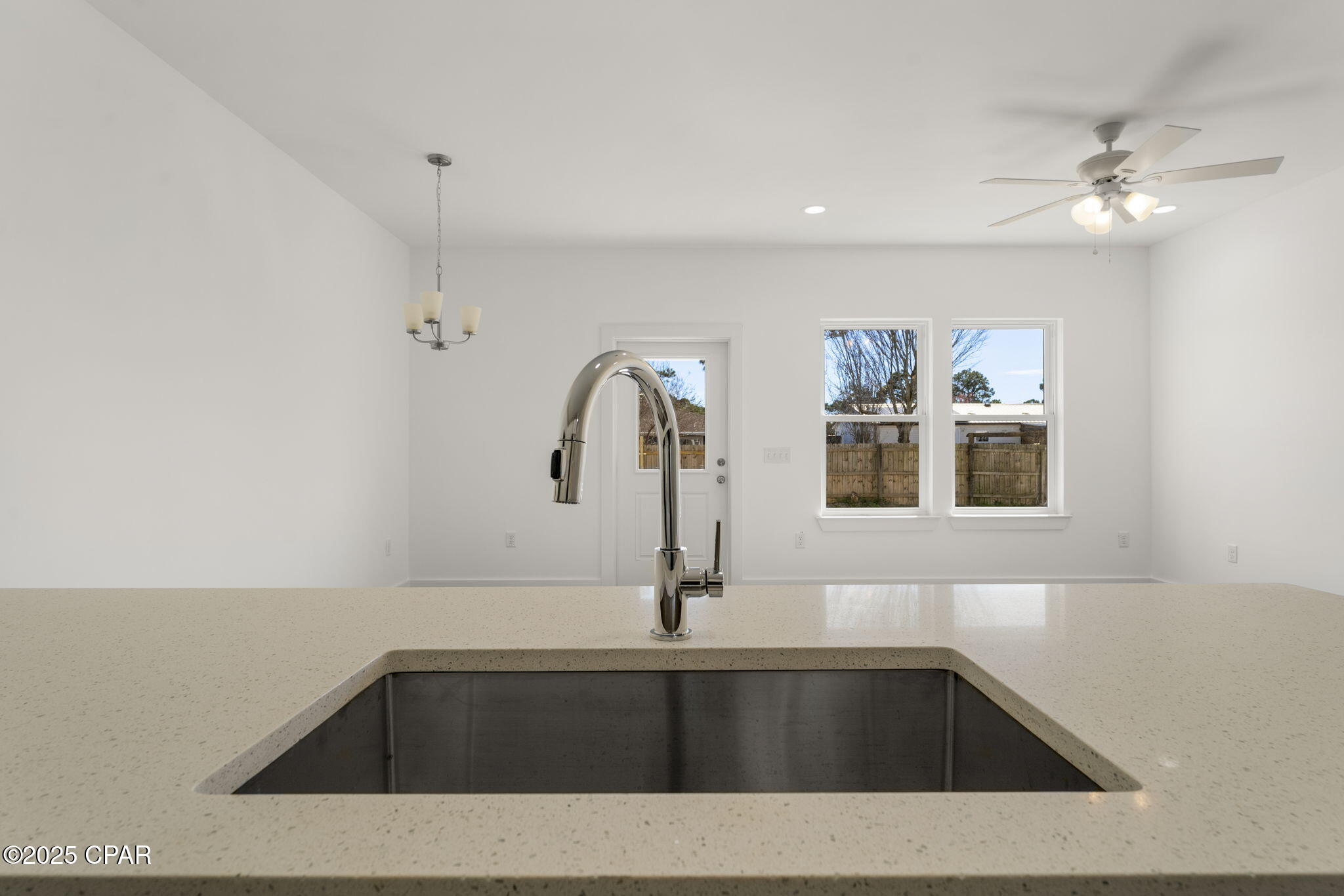 7031 Patronis Drive Panama City, FL 32408 - Photo 8 of 33