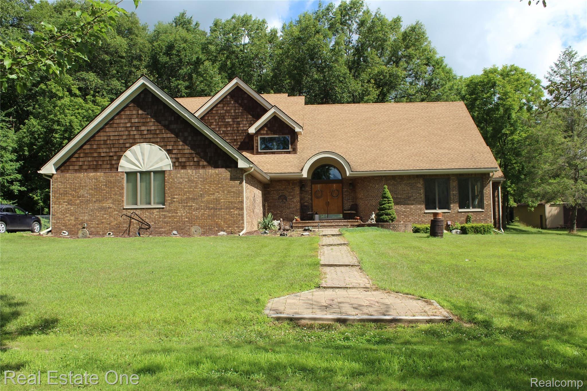 2845 Jewell Road Howell, MI 48843 - Photo 70 of 98 IMG_1296.JPG