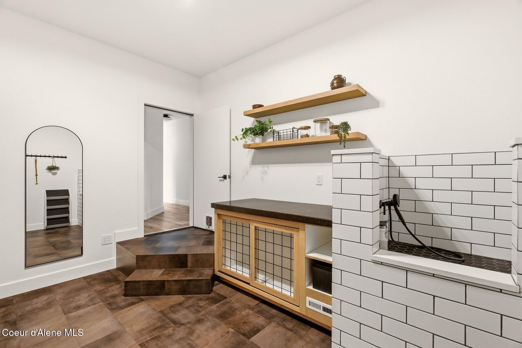 10988 West Thompson Road Coeur D'Alene, ID 83814 - Photo 32 of 71 Mudroom Done Right