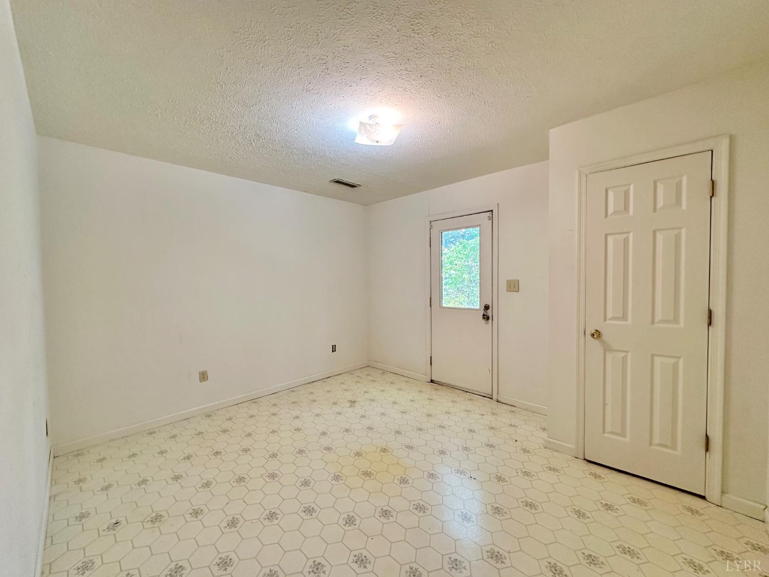 706 Ramblewood Road Forest, VA 24551 - Photo 30 of 32