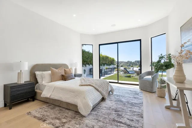 $3,995,000 | 4015 Clarinda Drive, Tarzana, CA 91356