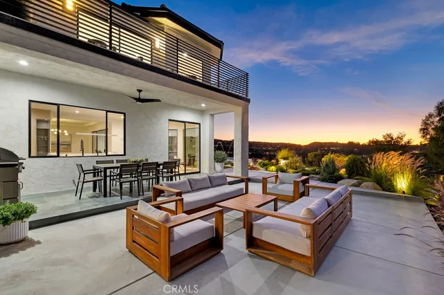 $3,995,000 | 4015 Clarinda Drive, Tarzana, CA 91356