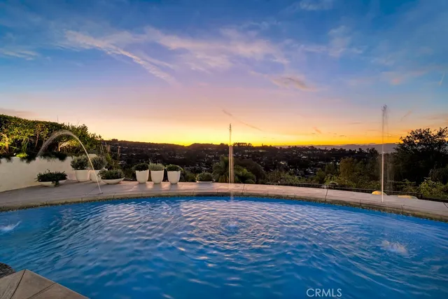 $3,995,000 | 4015 Clarinda Drive, Tarzana, CA 91356