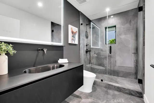 $3,995,000 | 4015 Clarinda Drive, Tarzana, CA 91356