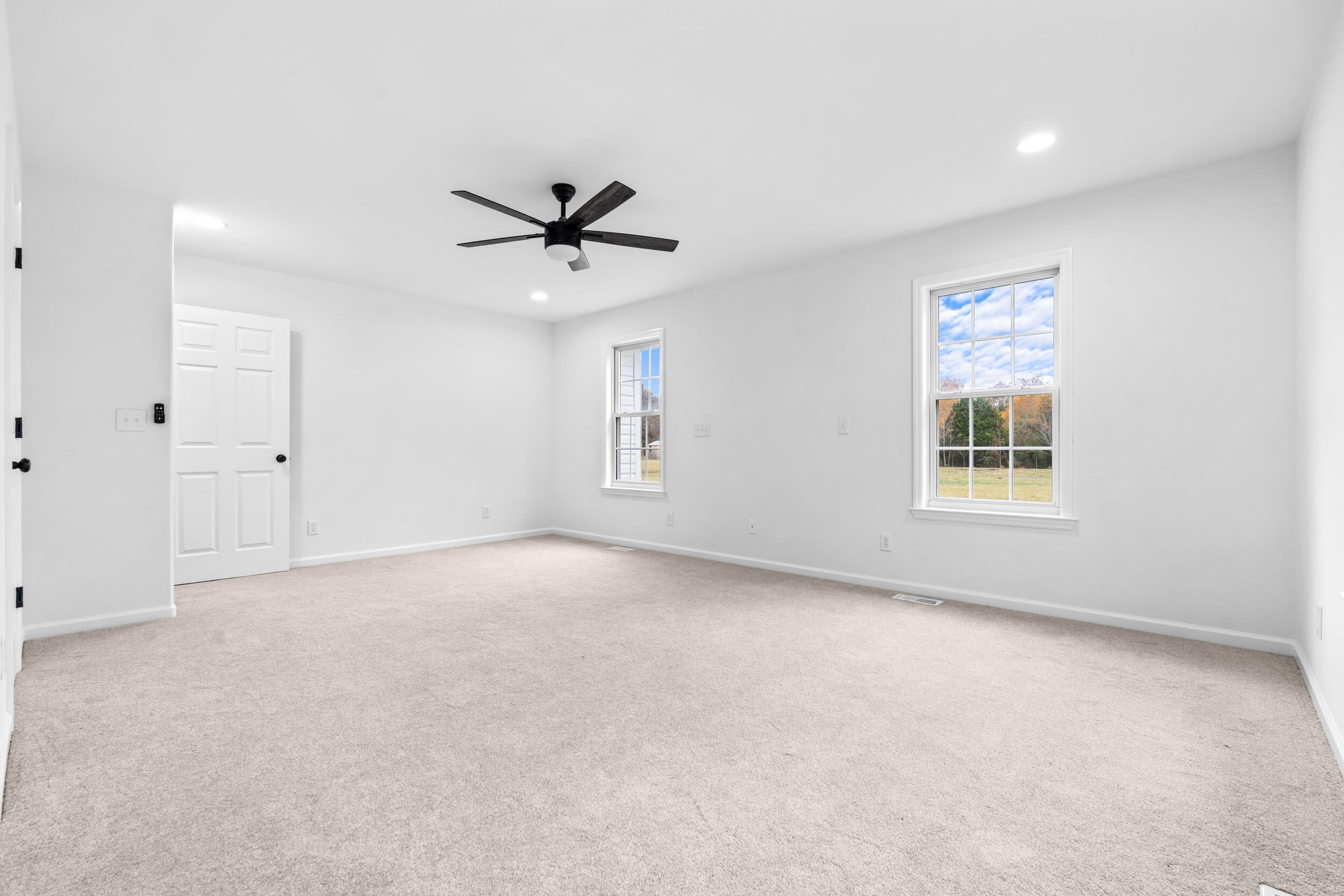 10132 Clarks Mill Road Avera, GA 30803 - Photo 12 of 27 10132 Clarks master bed 2