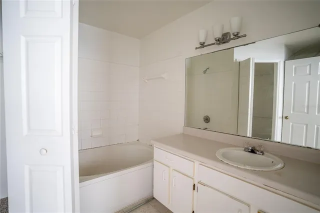 $1,600 | 13037 Mulberry Park Drive, Unit 5211, Orlando, FL 32821