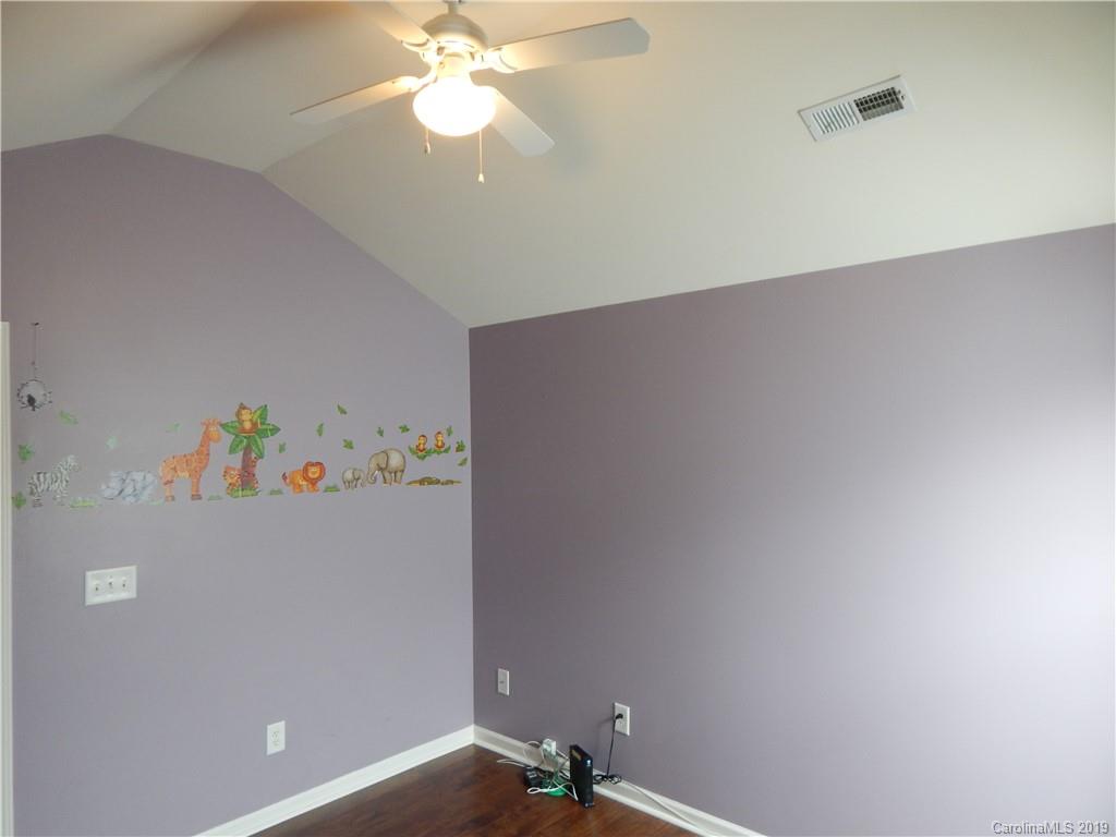 1615 Flagsworth Road Lake Wylie, SC 29710 - Photo 13 of 17 Gallery Image 13