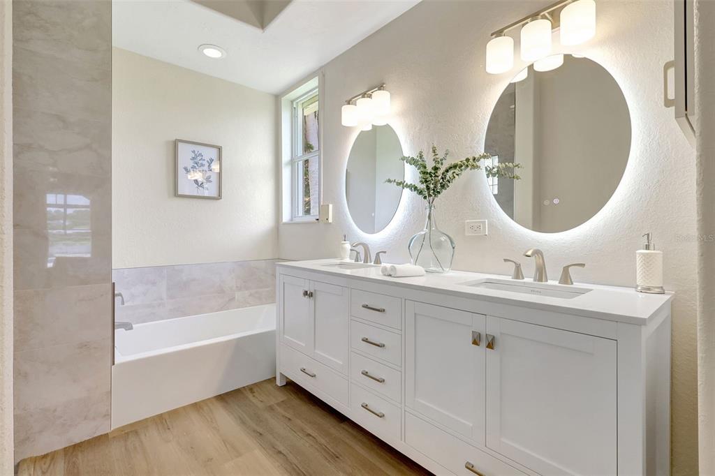 11328 Rivers Bluff Circle Lakewood Ranch, FL 34202 - Photo 35 of 82 Gallery Image 35