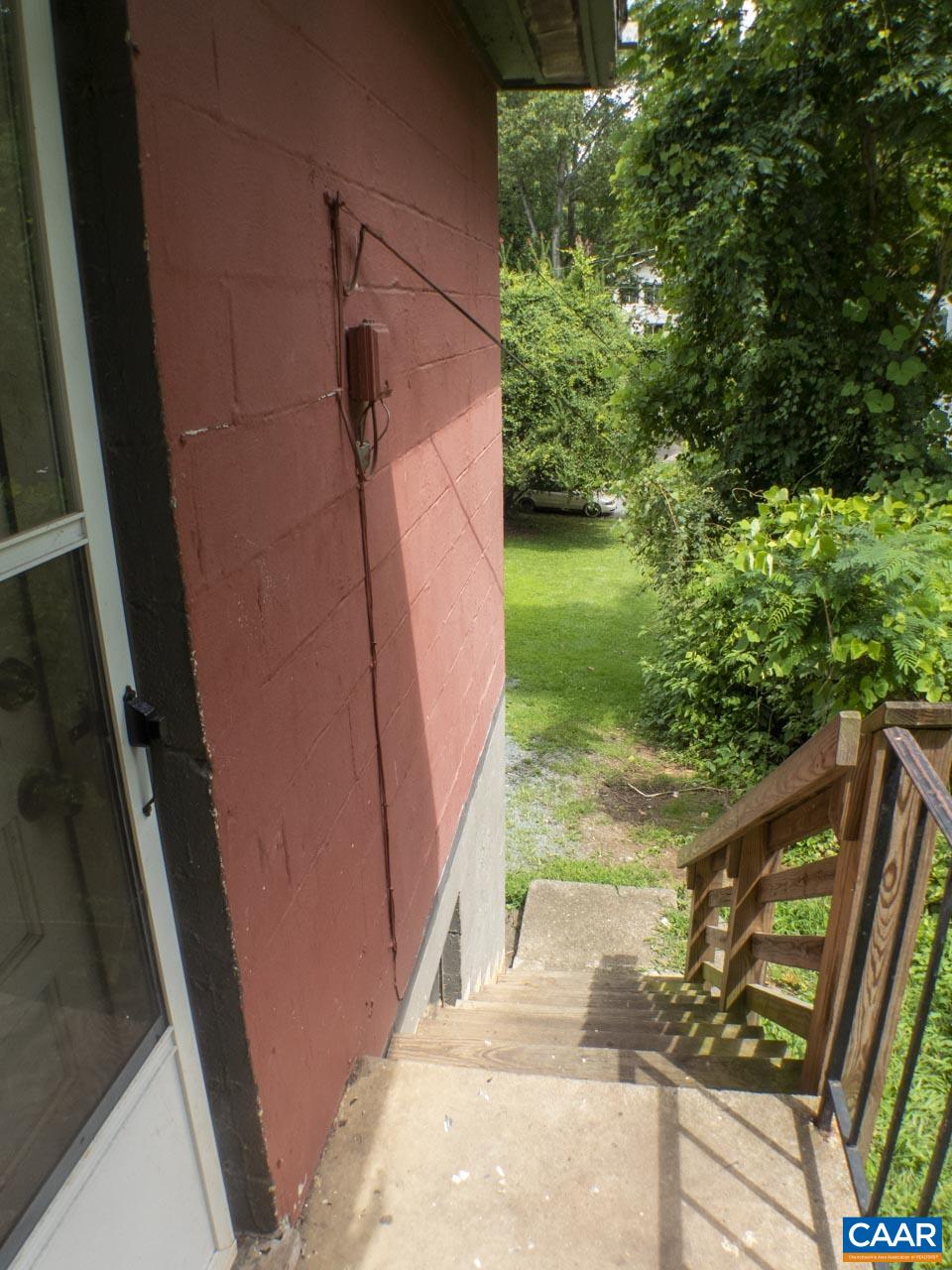 309 Valley Rd Extension Charlottesville, VA 22903 - Photo 5 of 23
