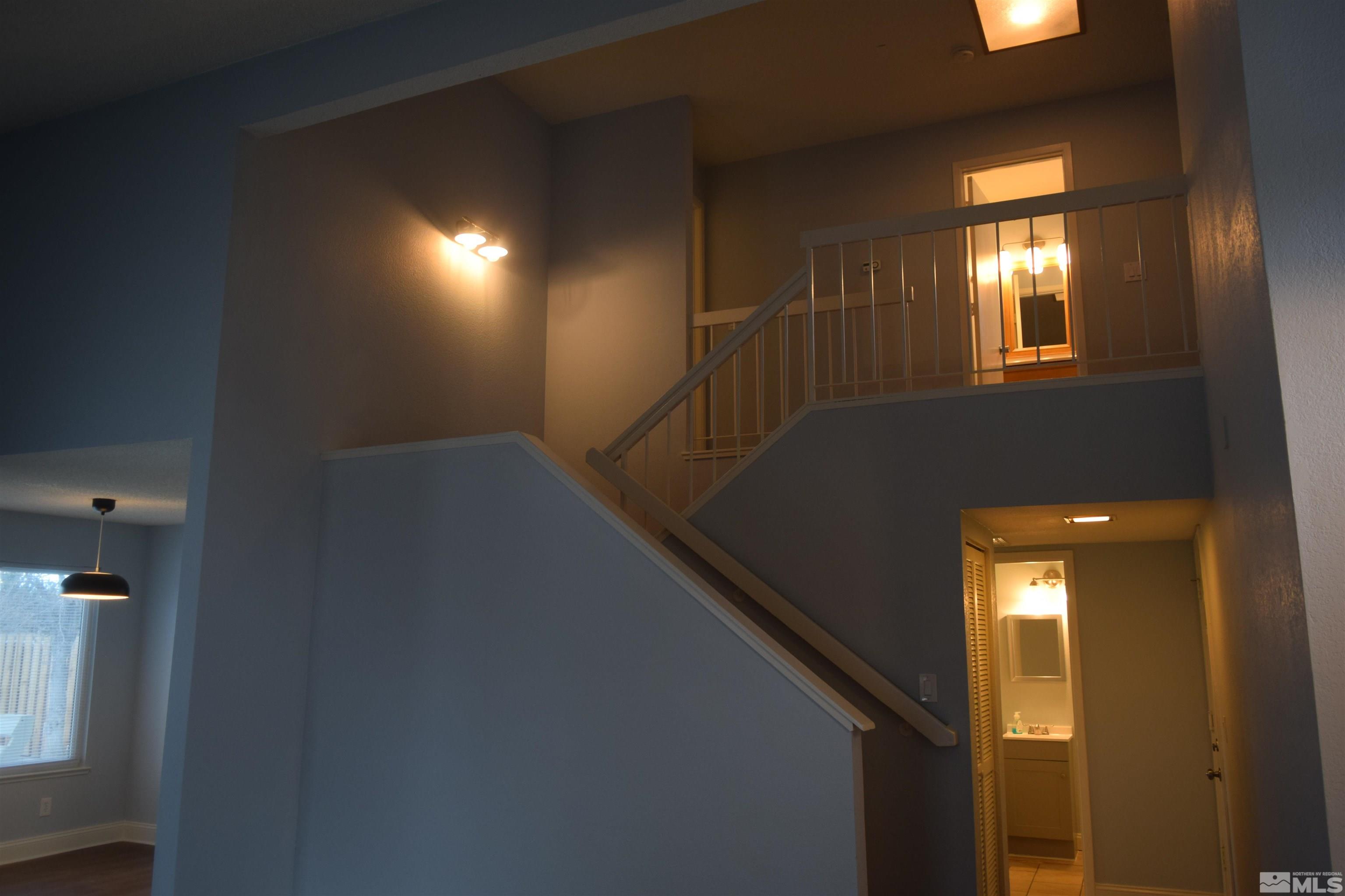 4465 Perro Lane Reno, NV 89502 - Photo 7 of 37 Photo 7