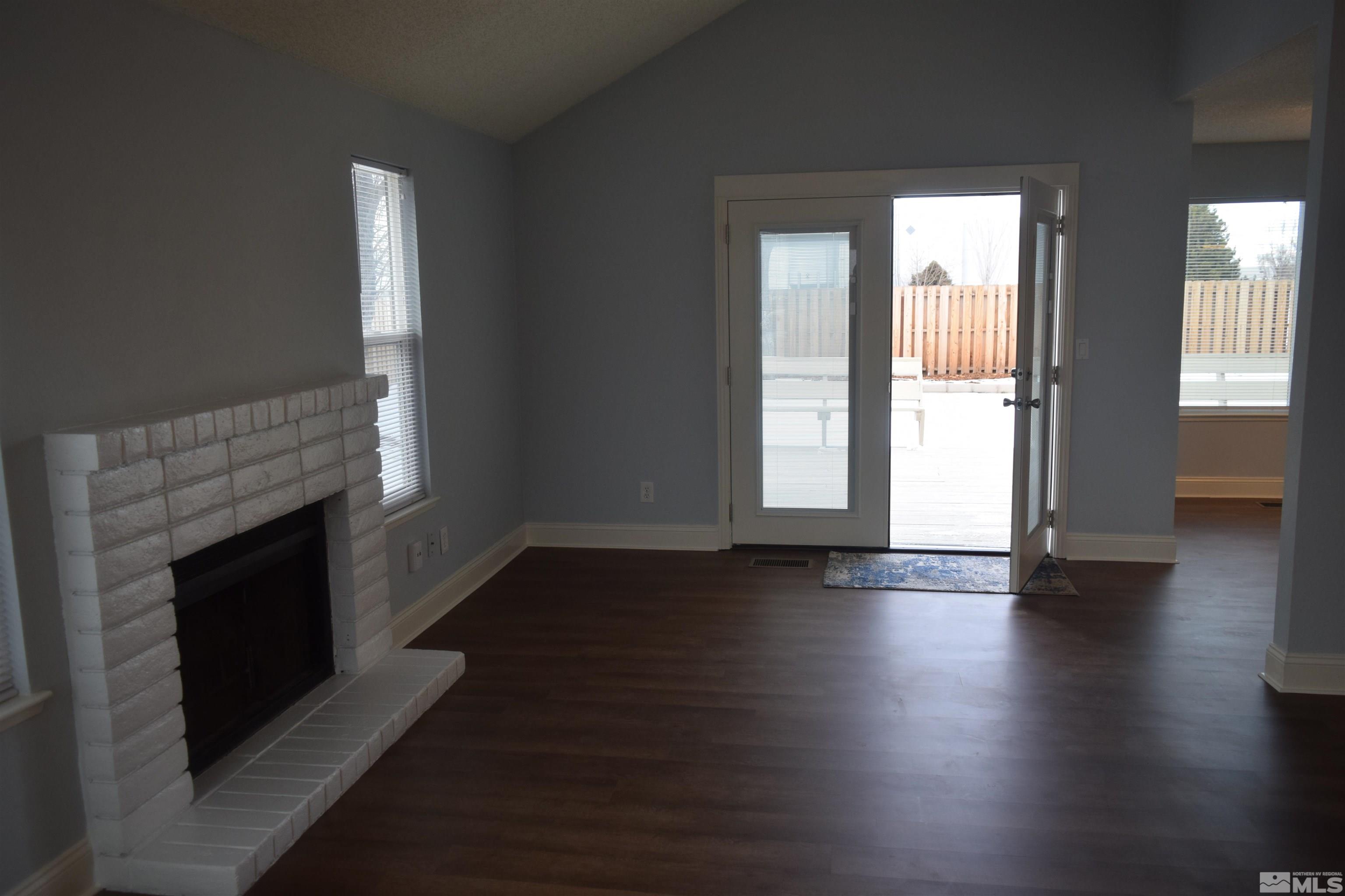 4465 Perro Lane Reno, NV 89502 - Photo 9 of 37 Photo 9