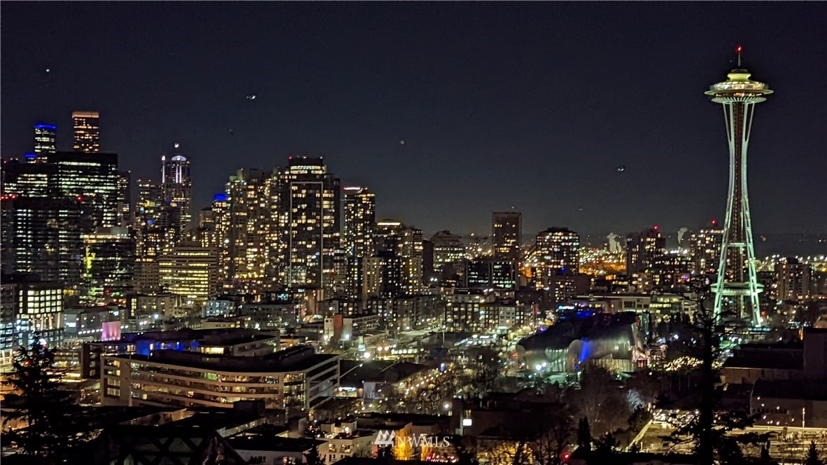 357 Highland Drive Seattle, WA 98109 - Photo 3 of 38