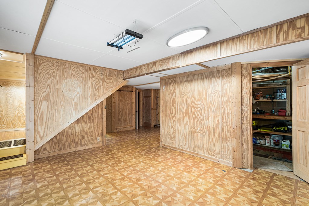 224 Shake Rag Road Hiawassee, GA 30546 - Photo 18 of 47 a view of a hallway with closet and a window