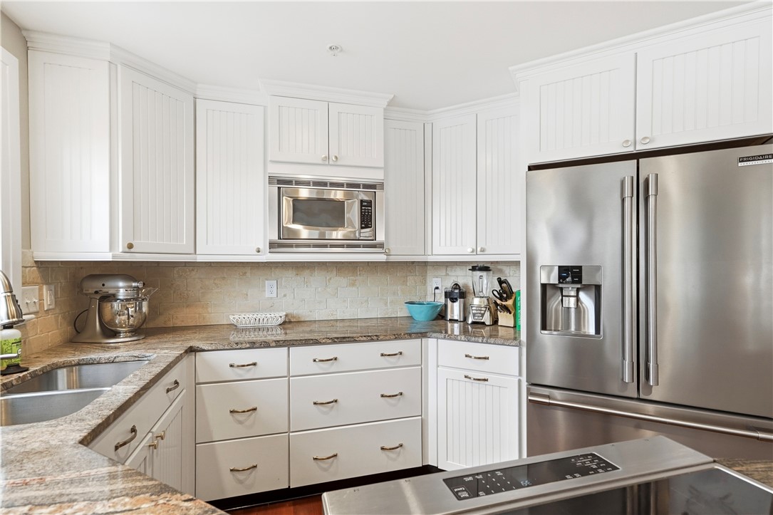 744 Ocean Boulevard, Unit 303 St. Simons Island, GA 31522 - Photo 17 of 39