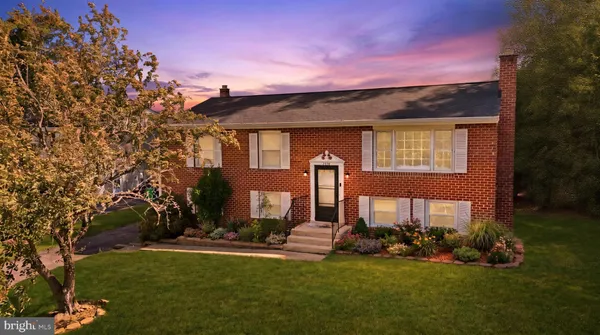 $455,000 | 5210 West Boniwood Turn, Clinton, MD 20735