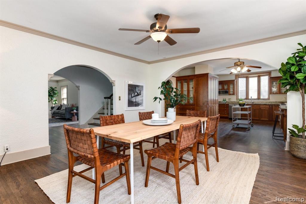 1122 Bishop Road Grosse Pointe Park, MI 48230 - Photo 9 of 44