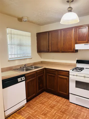 $1,495 | 16633 Gold Ridge Lane, Houston, TX 77053