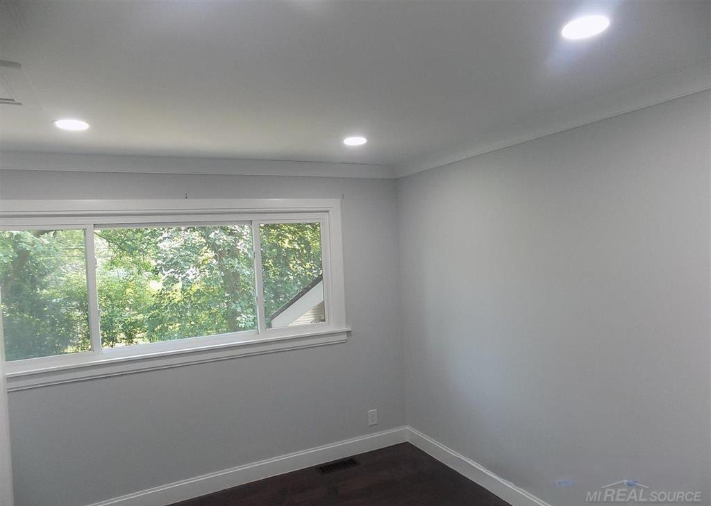 3350 North Adams Road Troy, MI 48084 - Photo 11 of 21 Gallery Image 11