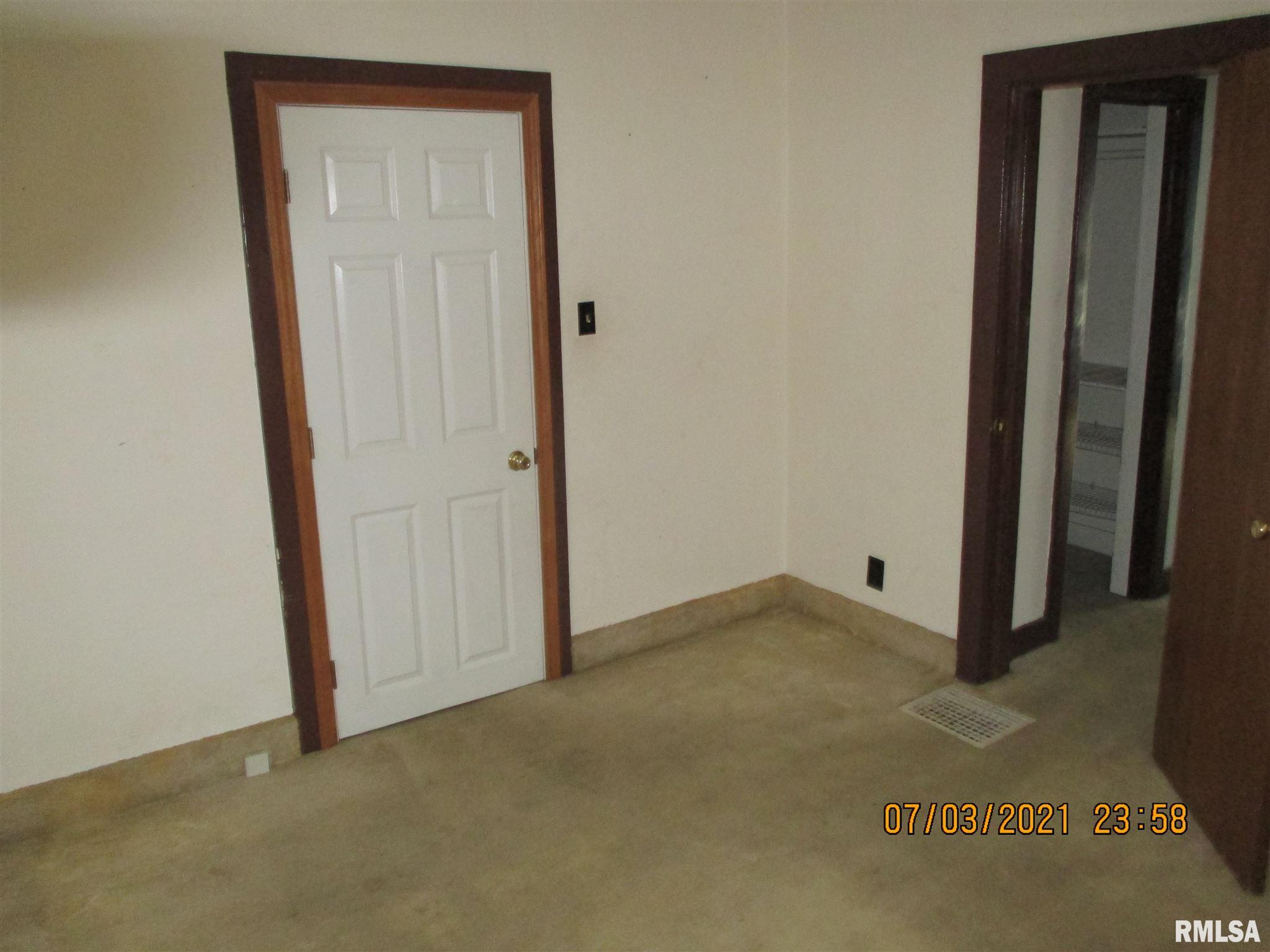 1032 North Wesley Street Springfield, IL 62702 - Photo 9 of 30