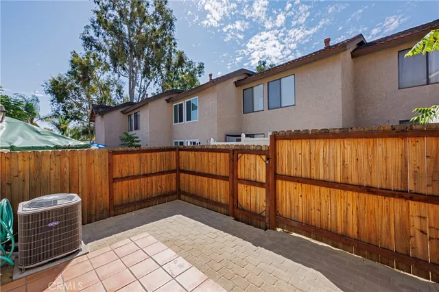 $599,000 | 25885 Trabuco Road, Unit 206, Lake Forest, CA 92630