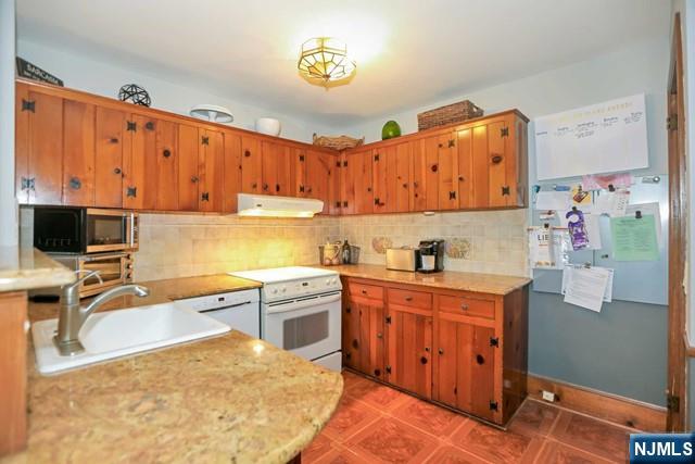 353 Downs Street Ridgewood, NJ 07450 - Photo 7 of 23