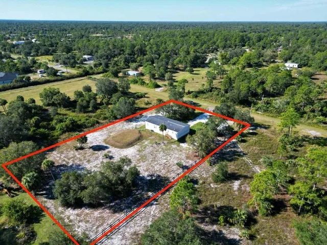 $325,000 | 165 South Zambria Street, Clewiston, FL 33440